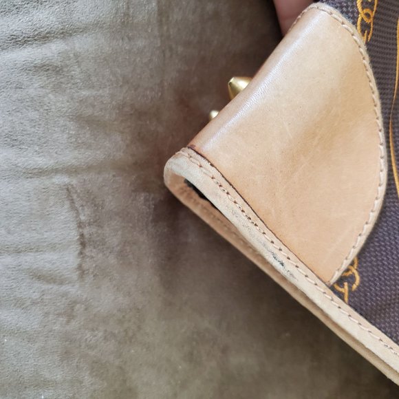 Vintage Gucci Shopper Tote Handbag - Picture 9 of 10